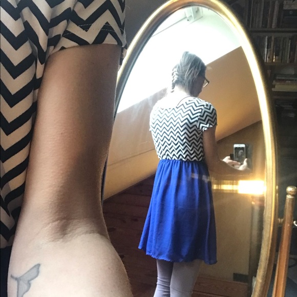 🌸5/$30🌸 Cantata Blue Black White Zig-Zag Dress, EUC - Picture 12 of 13